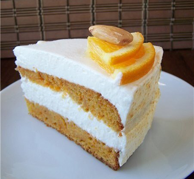 Торт с кремом и апельсином